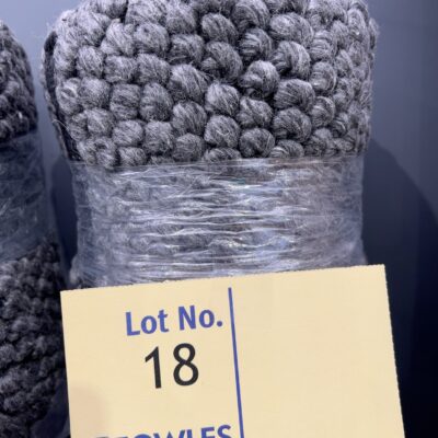 NEW KOO WOOL PEBBLE RUG, 160 X 230CM, CHARCOAL RRP$499 NEW KOO WOOL PEBBLE RUG, 160 X 230CM, CHARCOAL RRP$499