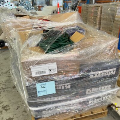 PALLET OF ASSORTED SINKS AND HARDWARE, SOLD AS IS PALLET OF ASSORTED SINKS AND HARDWARE, SOLD AS IS