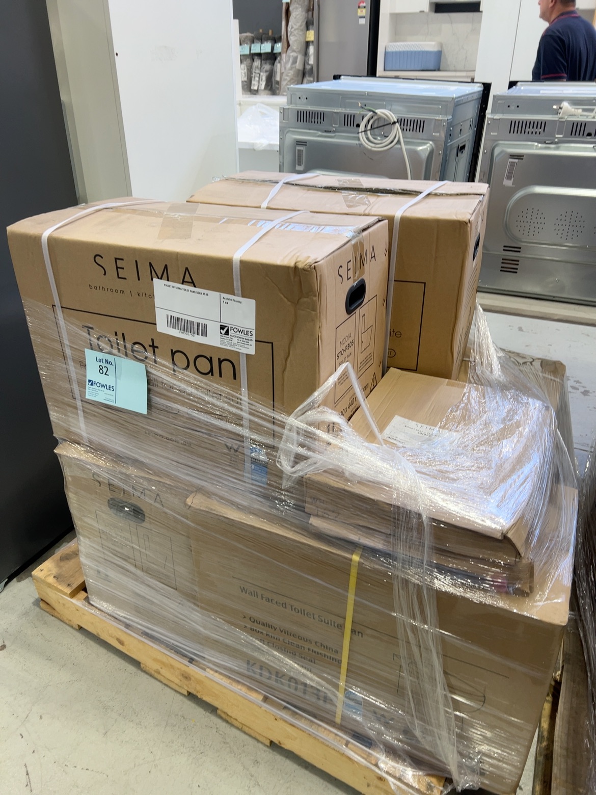 PALLET OF SEIMA TOILET PANS SOLD AS IS PALLET OF SEIMA TOILET PANS SOLD AS IS