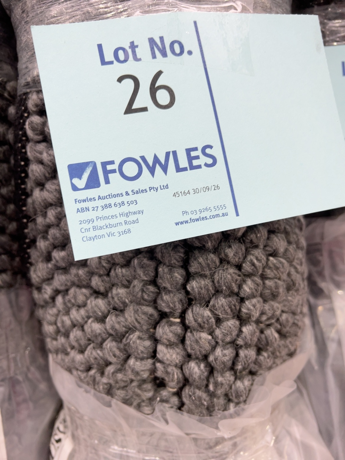 NEW GREY PEBBLE WOOL RUG 160CM X 230CM RRP$499 NEW GREY PEBBLE WOOL RUG 160CM X 230CM RRP$499