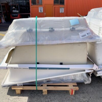 PALLET OF ASSORTED DROP IN BATHS, VARIOUS BRANDS AND SIZES, ALSO INCLUDING A SPA BATH SOLD AS IS PALLET OF ASSORTED DROP IN BATHS, VARIOUS BRANDS AND SIZES, ALSO INCLUDING A SPA BATH SOLD AS IS