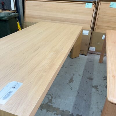 EX-DISPLAY LENNY 2400MM DINING TABOAK CREMA, SOLD AS IS EX-DISPLAY LENNY 2400MM DINING TABOAK CREMA, SOLD AS IS