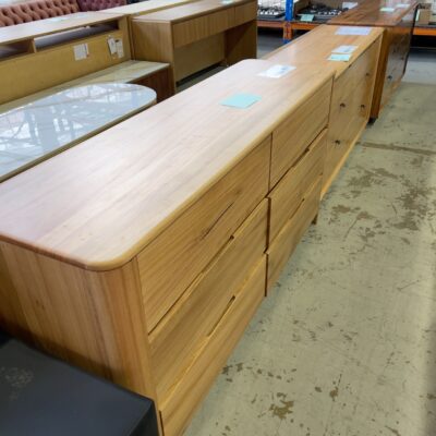 EX-DISPLAY TATE DRESSER MESSMATE, SOLD AS IS EX-DISPLAY TATE DRESSER MESSMATE, SOLD AS IS
