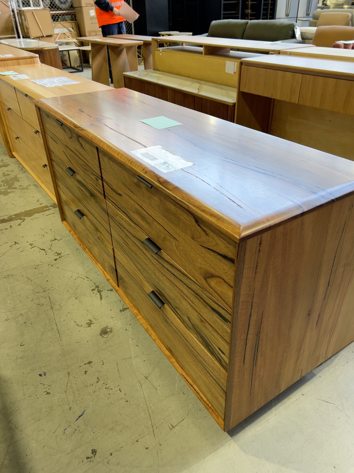 EX-DISPLAY BUNBURY DRESSER MARRI, SOLD AS IS EX-DISPLAY BUNBURY DRESSER MARRI, SOLD AS IS