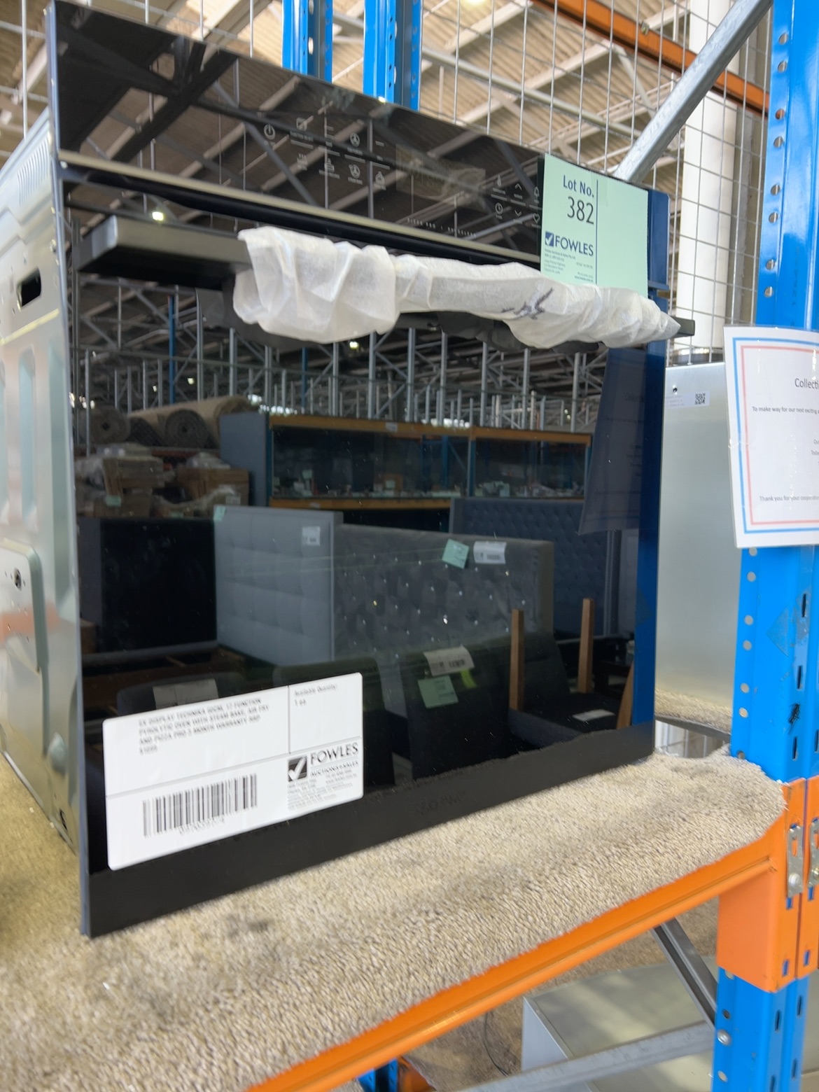 EX DISPLAY TECHNIKA 60CM, 17 FUNCTION PYROLYTIC OVEN WITH STEAM BAKE, AIR FRY AND PIZZA PRO 3 MONTH WARRANTY RRP $1099 EX DISPLAY TECHNIKA 60CM, 17 FUNCTION PYROLYTIC OVEN WITH STEAM BAKE, AIR FRY AND PIZZA PRO 3 MONTH WARRANTY RRP $1099
