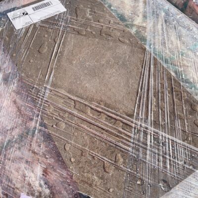 PALLET OF LUCIA TAUPE 800MM X 400MM X 20MM PAVERS, 84 PAVERS PER PALLET PALLET OF LUCIA TAUPE 800MM X 400MM X 20MM PAVERS, 84 PAVERS PER PALLET