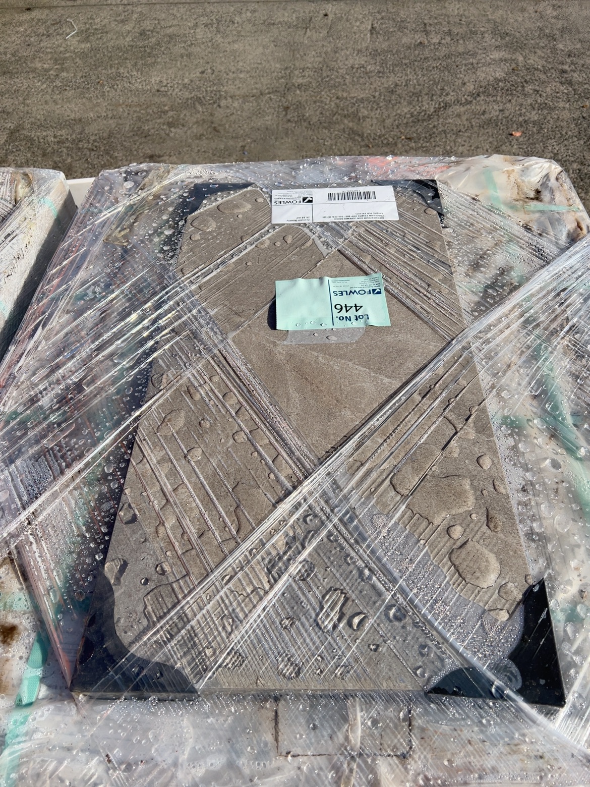 800X400X20MM DON LORENZO GRIGIO PORCELAIN PAVERS RRP $85-$90 PER M2 (84 PAVERS PER PALLET) 800X400X20MM DON LORENZO GRIGIO PORCELAIN PAVERS RRP $85-$90 PER M2 (84 PAVERS PER PALLET)
