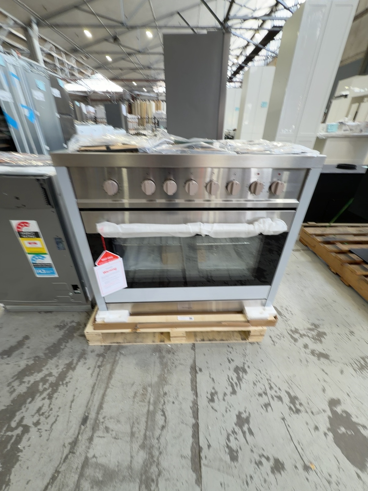 NEW TECHNIKA BELLISSIMO 900MM DUAL FUEL FREESTANDING OVEN B9GEFTSS WITH 14 DAY WARRANTY NEW TECHNIKA BELLISSIMO 900MM DUAL FUEL FREESTANDING OVEN B9GEFTSS WITH 14 DAY WARRANTY