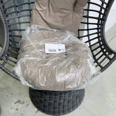 ROBIN SWIVEL CHAIR CASTLE GREY RRP $749 ROBIN SWIVEL CHAIR CASTLE GREY RRP $749