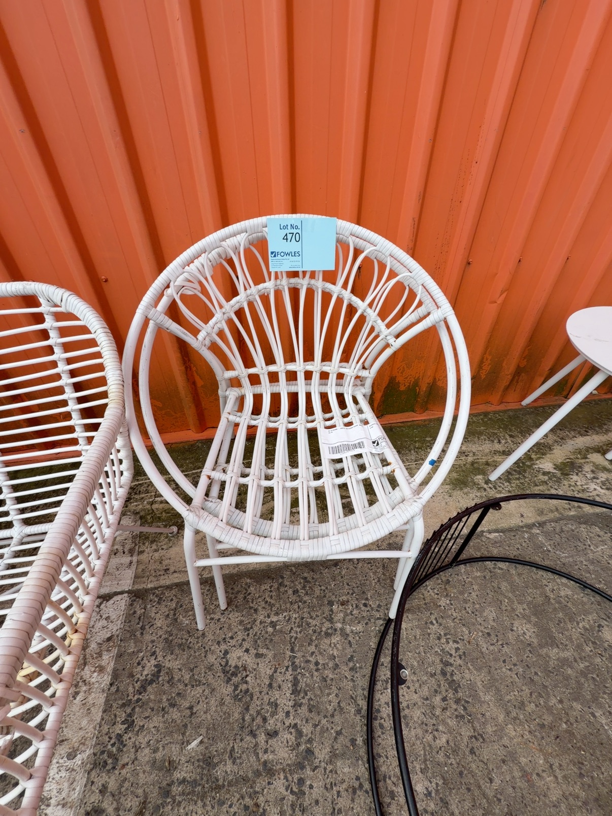 EX STAGING - WHITE OUTDOOR CHAIR, SOLD AS IS EX STAGING - WHITE OUTDOOR CHAIR, SOLD AS IS