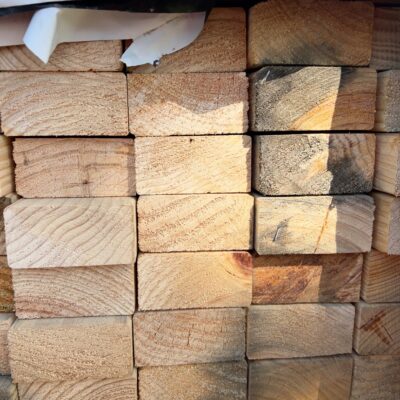 90X45 MGP10 PINE-112/2.7 (THIS PACK IS AGED AND DAMAGED STOCK AND SOLD AS IS) 90X45 MGP10 PINE-112/2.7 (THIS PACK IS AGED AND DAMAGED STOCK AND SOLD AS IS)