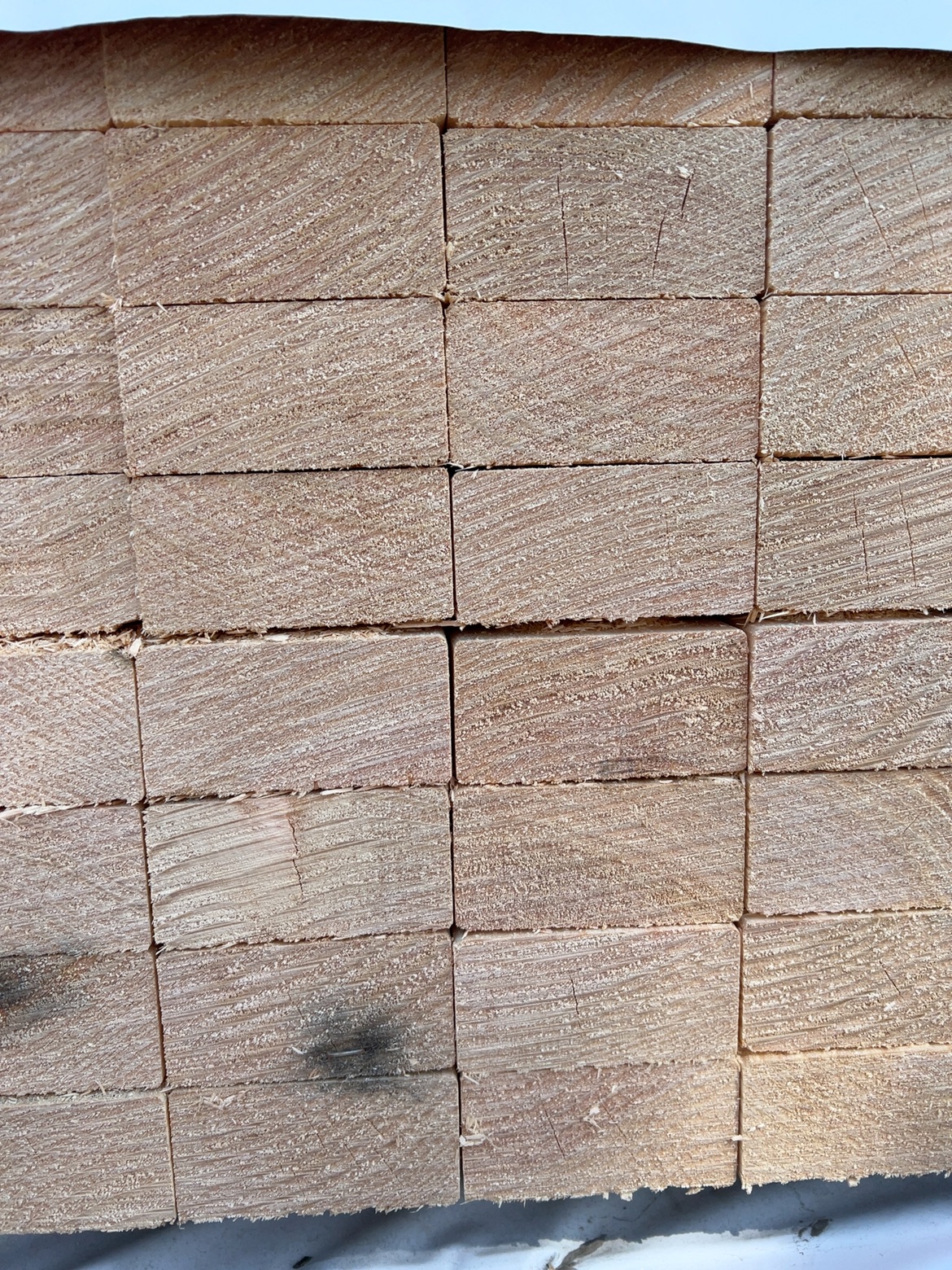 90X45 MGP10 PINE-112/2.7 (THIS PACK IS AGED AND DAMAGED STOCK AND SOLD AS IS) 90X45 MGP10 PINE-112/2.7 (THIS PACK IS AGED AND DAMAGED STOCK AND SOLD AS IS)
