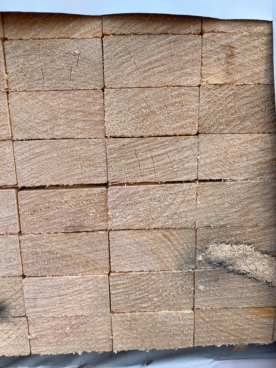 90X45 MGP10 PINE-112/2.7 (THIS PACK IS AGED AND DAMAGED STOCK AND SOLD AS IS) 90X45 MGP10 PINE-112/2.7 (THIS PACK IS AGED AND DAMAGED STOCK AND SOLD AS IS)