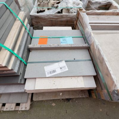 PALLET OF MIXED PAVERS SOLD AS IS PALLET OF MIXED PAVERS SOLD AS IS