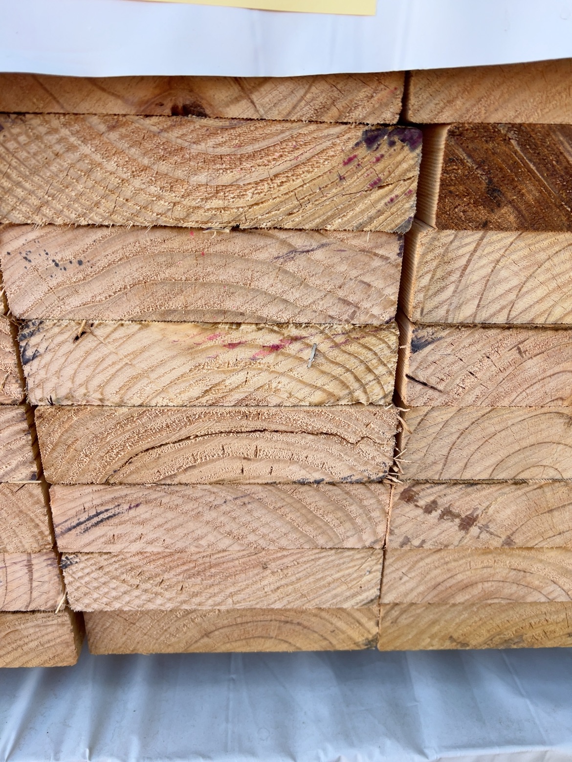 190X45 UTILITY EXPORT GRADE PINE-44/6.0 190X45 UTILITY EXPORT GRADE PINE-44/6.0
