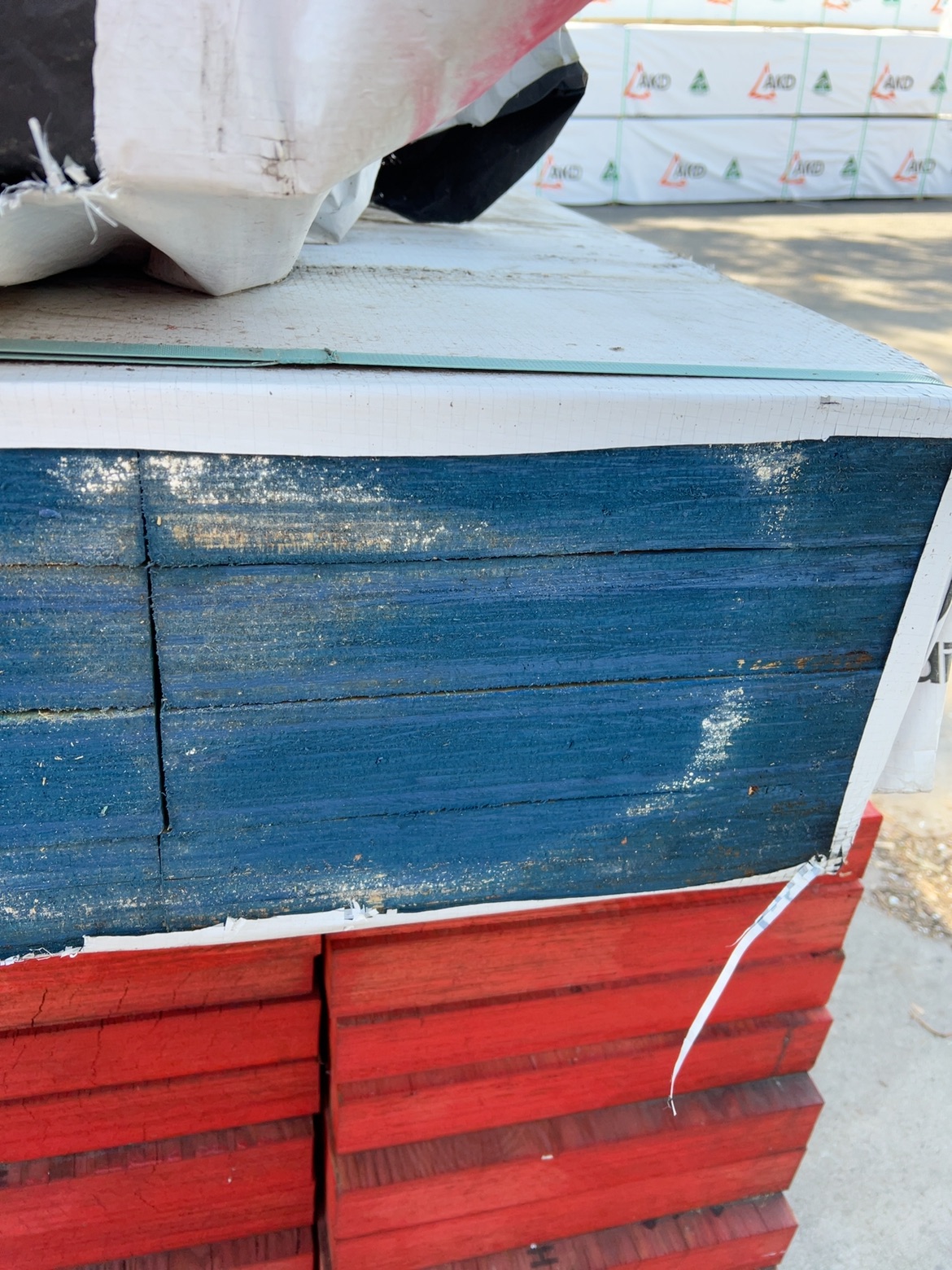 360X63 H2S F17 AGED, WEATHERED & MOULDY LVL BEAMS-12/4.8 360X63 H2S F17 AGED, WEATHERED & MOULDY LVL BEAMS-12/4.8