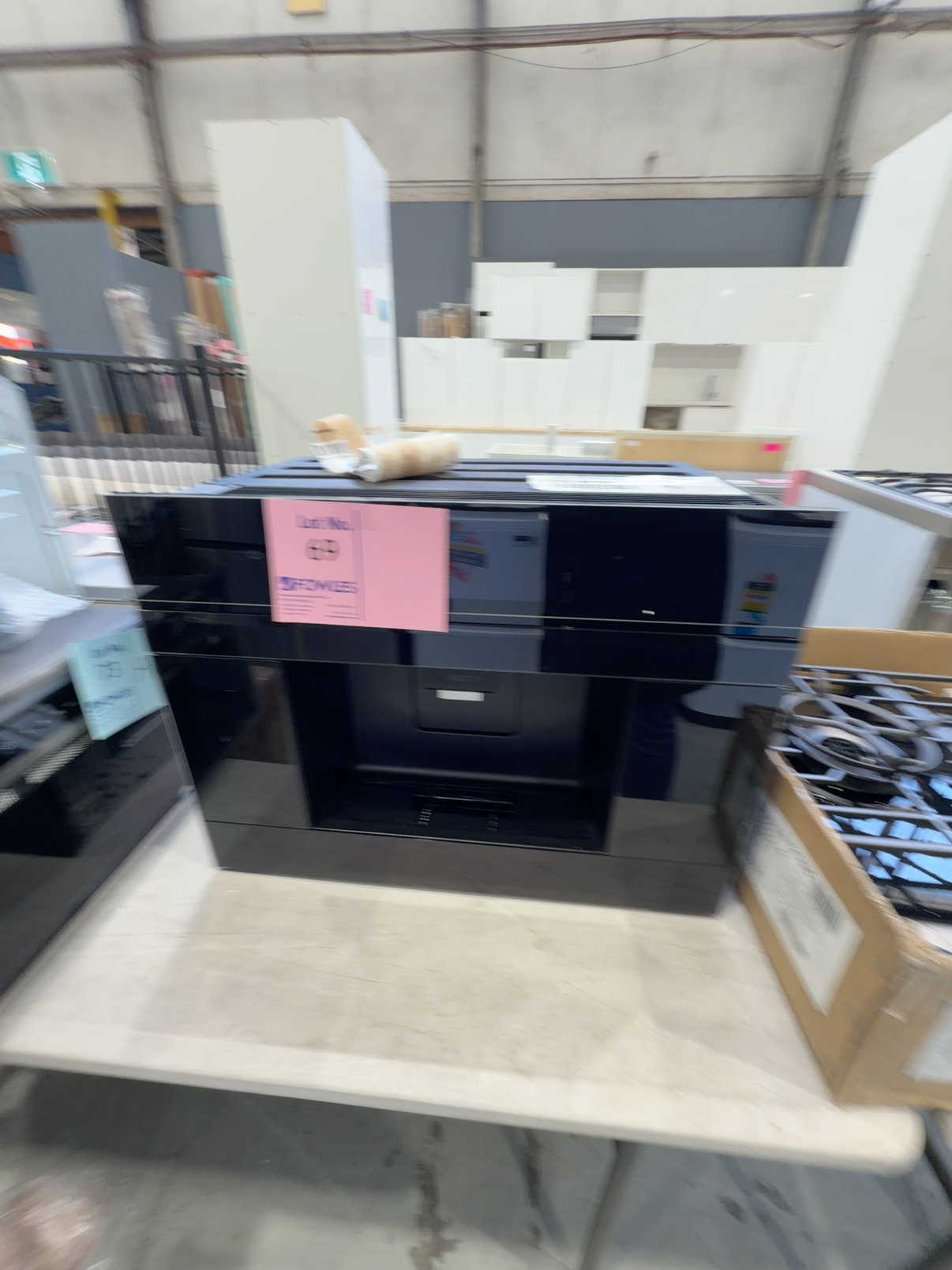 NEW BOSCH SERIES 8 BUILT IN FULLY AUTOMATIC COFFEE MACHINE, BLACK CTL7181BO, 12 MONTH WARRANTY NEW BOSCH SERIES 8 BUILT IN FULLY AUTOMATIC COFFEE MACHINE, BLACK CTL7181BO, 12 MONTH WARRANTY
