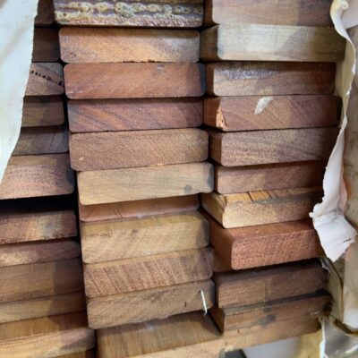 64X15 SPOTTED GUM FEATURE GRADE F/J SCREENING-120/2.7 64X15 SPOTTED GUM FEATURE GRADE F/J SCREENING-120/2.7