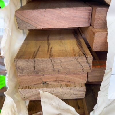 140X35 FEATURE GRADE SPOTTED GUM 140X35 FEATURE GRADE SPOTTED GUM