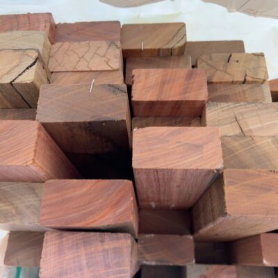 70X35 FEATURE GRADE SPOTTED GUM 70X35 FEATURE GRADE SPOTTED GUM