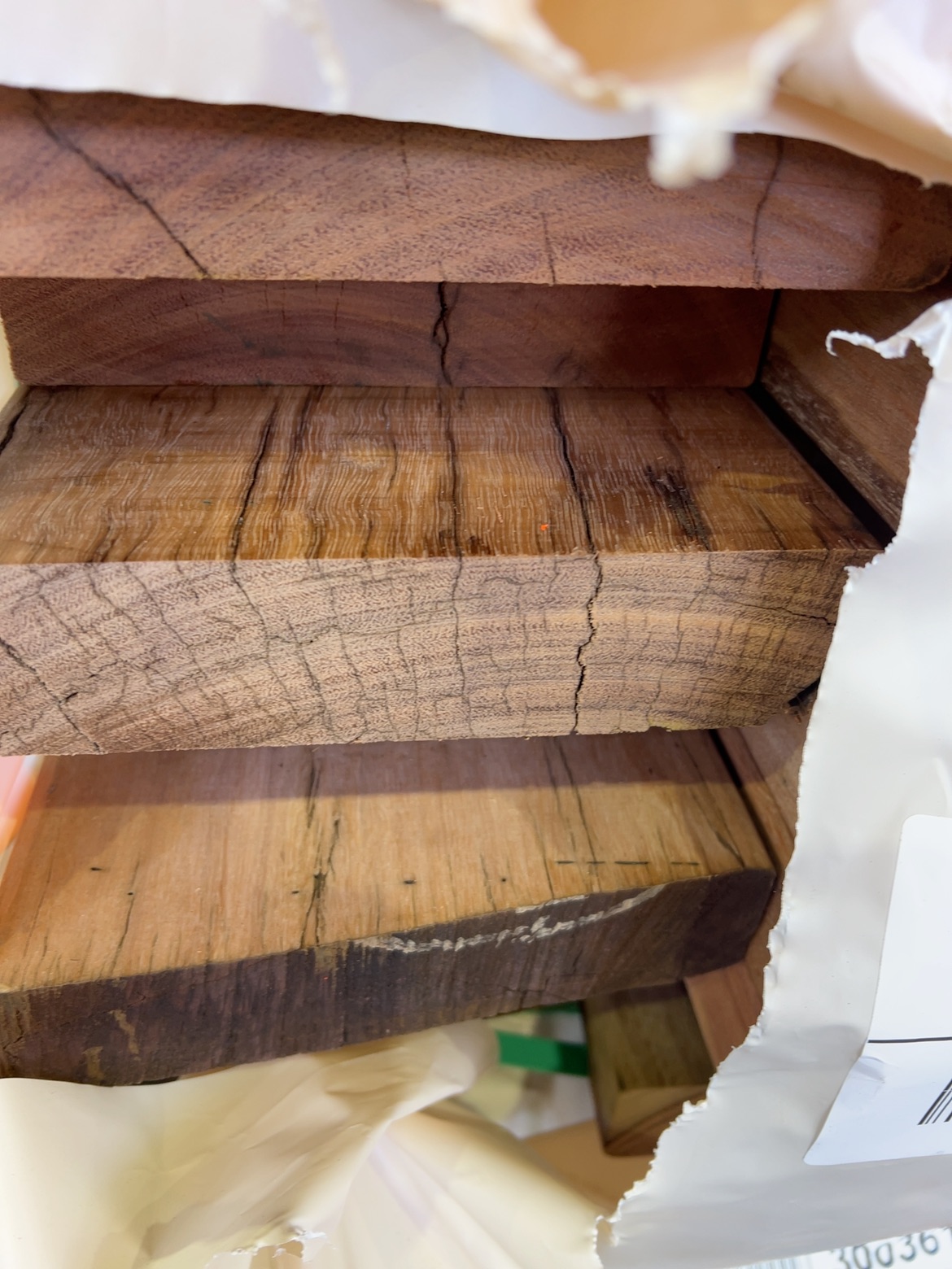 190X45 FEATURE GRADE SPOTTED GUM 190X45 FEATURE GRADE SPOTTED GUM