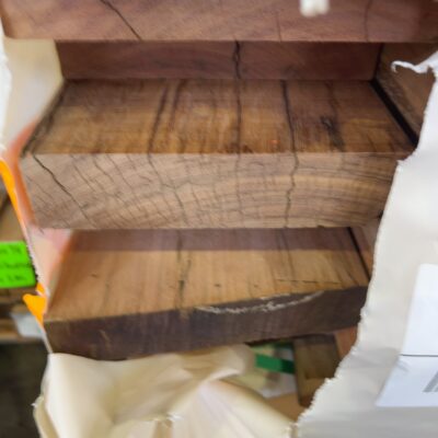 190X45 FEATURE GRADE SPOTTED GUM 190X45 FEATURE GRADE SPOTTED GUM