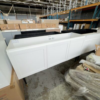 NEW 1500MM MATTE WHITE WALL HUNG VANITY, SINGLE, HAMPTON SQUARE DOORS, WH96-1500WM-SD NEW 1500MM MATTE WHITE WALL HUNG VANITY, SINGLE, HAMPTON SQUARE DOORS, WH96-1500WM-SD