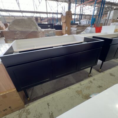 NEW 1500MM MATTE BLACK WALL HUNG VANITY, SINGLE, HAMPTON SQUARE DOORS, WH96-1500WBM-SD NEW 1500MM MATTE BLACK WALL HUNG VANITY, SINGLE, HAMPTON SQUARE DOORS, WH96-1500WBM-SD