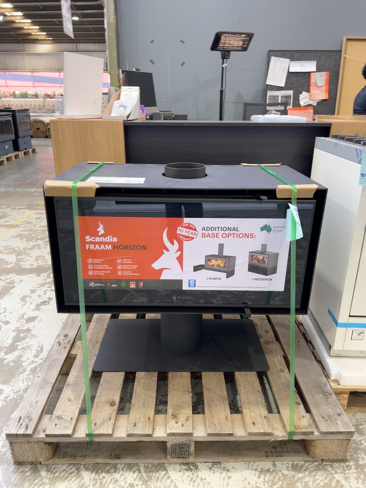 EX DISPLAY SCANDIA FRAAM HORIZON WOOD HEATER WITH PEDESTAL, 3 SPEED FAN, HEATS UP TO 300M2, LARGE LANDSCAPE GLASS DOOR SG0011-24-0258 RRP$2799 3 MONTHS WARRANTY EX DISPLAY SCANDIA FRAAM HORIZON WOOD HEATER WITH PEDESTAL, 3 SPEED FAN, HEATS UP TO 300M2, LARGE LANDSCAPE GLASS DOOR SG0011-24-0258 RRP$2799 3 MONTHS WARRANTY