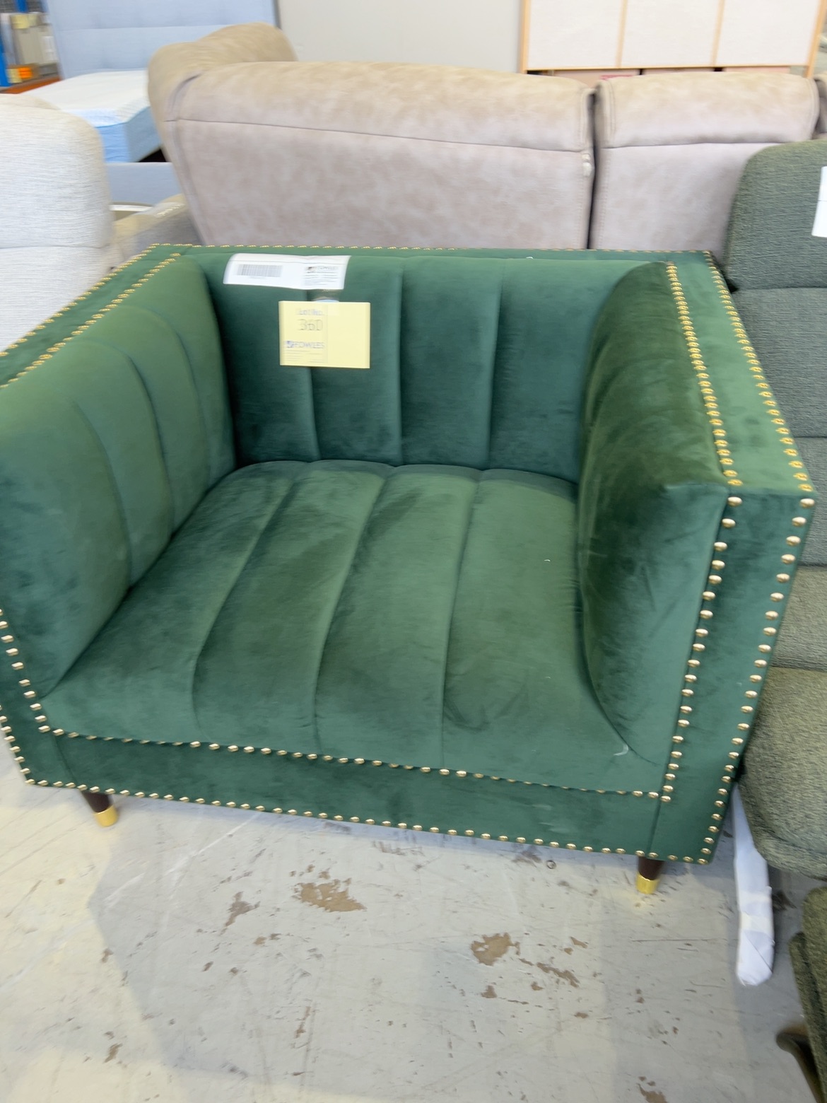 NEW MALBEC VELVET GREEN ARMCHAIR, WITH STUD DETAIL NEW MALBEC VELVET GREEN ARMCHAIR, WITH STUD DETAIL