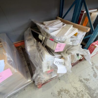 PALLET OF ASSORTED TAPWARE, SINKS ETC, SOLD AS IS NO WARRANTY PALLET OF ASSORTED TAPWARE, SINKS ETC, SOLD AS IS NO WARRANTY