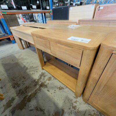 EX DISPLAY TAHOE 980MM CONSOLE TABLE, NATURAL OAK, SOLD AS IS EX DISPLAY TAHOE 980MM CONSOLE TABLE, NATURAL OAK, SOLD AS IS
