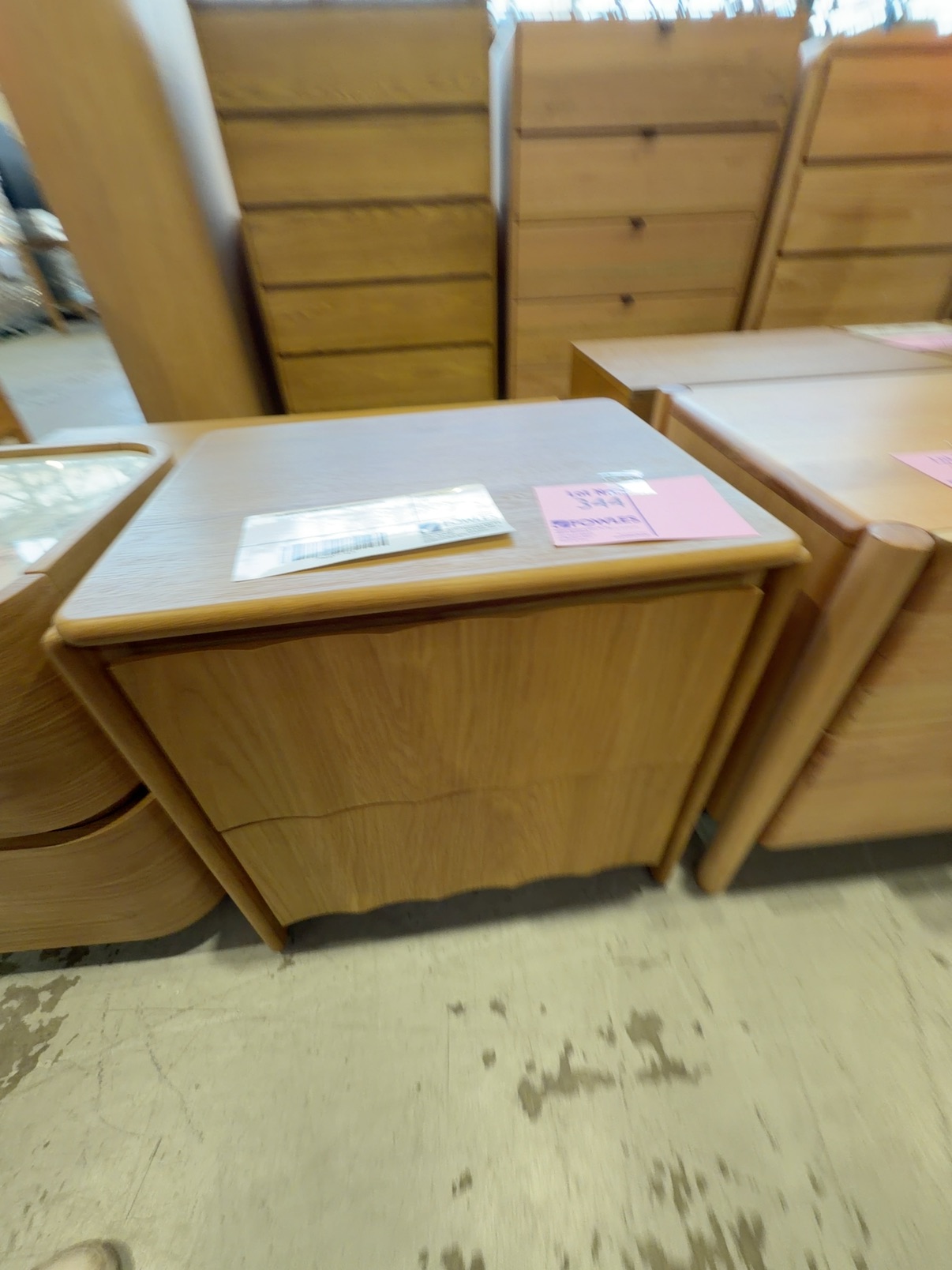 EX DISPLAY BOND BEDSIDE AMERICAN OAK, SOLD AS IS EX DISPLAY BOND BEDSIDE AMERICAN OAK, SOLD AS IS