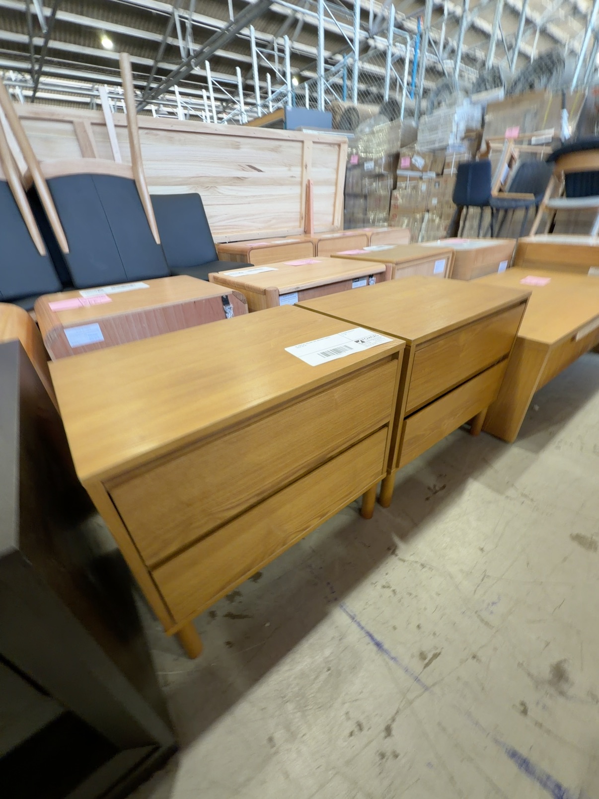 EX DISPLAY ROLAND OAK BEDSIDE TABLE, SOLD AS IS EX DISPLAY ROLAND OAK BEDSIDE TABLE, SOLD AS IS