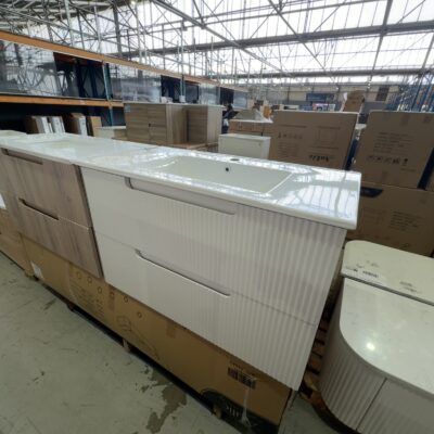 NEW AULIC VERNONA MARK II 900MM WALL HUNG VANITY, MATTE WHITE FLUTED CABINET WITH CRYSTAL CERAMIC TOP RRP$1959 CAWH412-900-CT28 NEW AULIC VERNONA MARK II 900MM WALL HUNG VANITY, MATTE WHITE FLUTED CABINET WITH CRYSTAL CERAMIC TOP RRP$1959 CAWH412-900-CT28