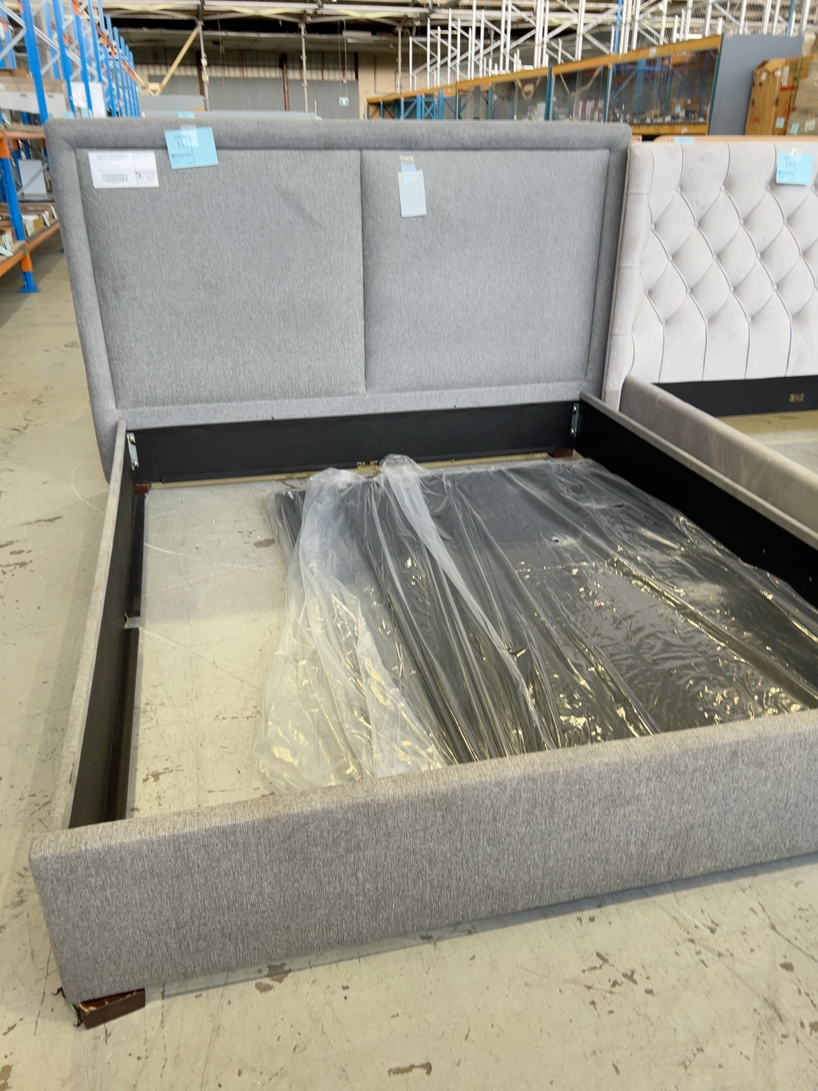 EX DISPLAY BENTLY GREY KING BEDFRAME, **NOTE NO GAS LIFT SUPPLIED, LEFT SIDE RAIL, BRACKET UPSIDE DOWN, SOLD AS IS** EX DISPLAY BENTLY GREY KING BEDFRAME, **NOTE NO GAS LIFT SUPPLIED, LEFT SIDE RAIL, BRACKET UPSIDE DOWN, SOLD AS IS**