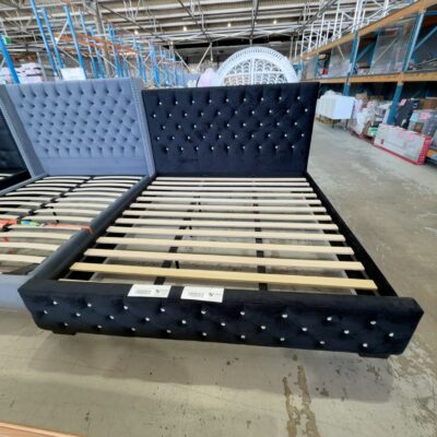 NEW DALLAS BLACK VELVET KING SIZE BEDFRAME, WITH TUFTED CRYSTAL HEADBOARD NEW DALLAS BLACK VELVET KING SIZE BEDFRAME, WITH TUFTED CRYSTAL HEADBOARD