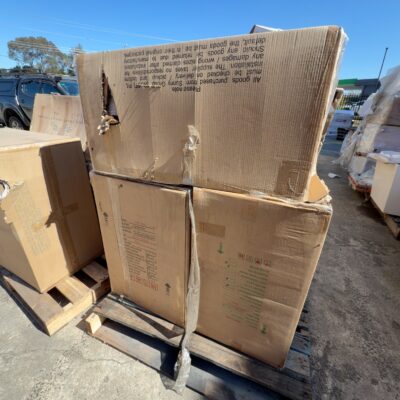 PALLET OF VANITY BASINS SOLD AS IS PALLET OF VANITY BASINS SOLD AS IS