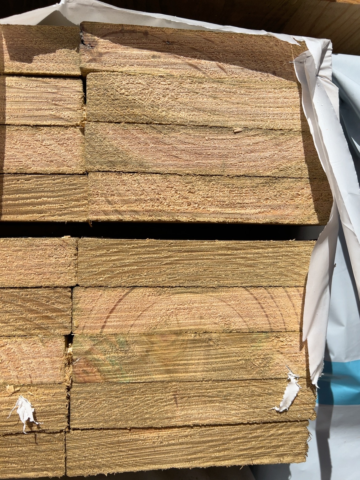 190X35 TAN E H3 F7 DAR TREATED PINE- 36/1.8 190X35 TAN E H3 F7 DAR TREATED PINE- 36/1.8