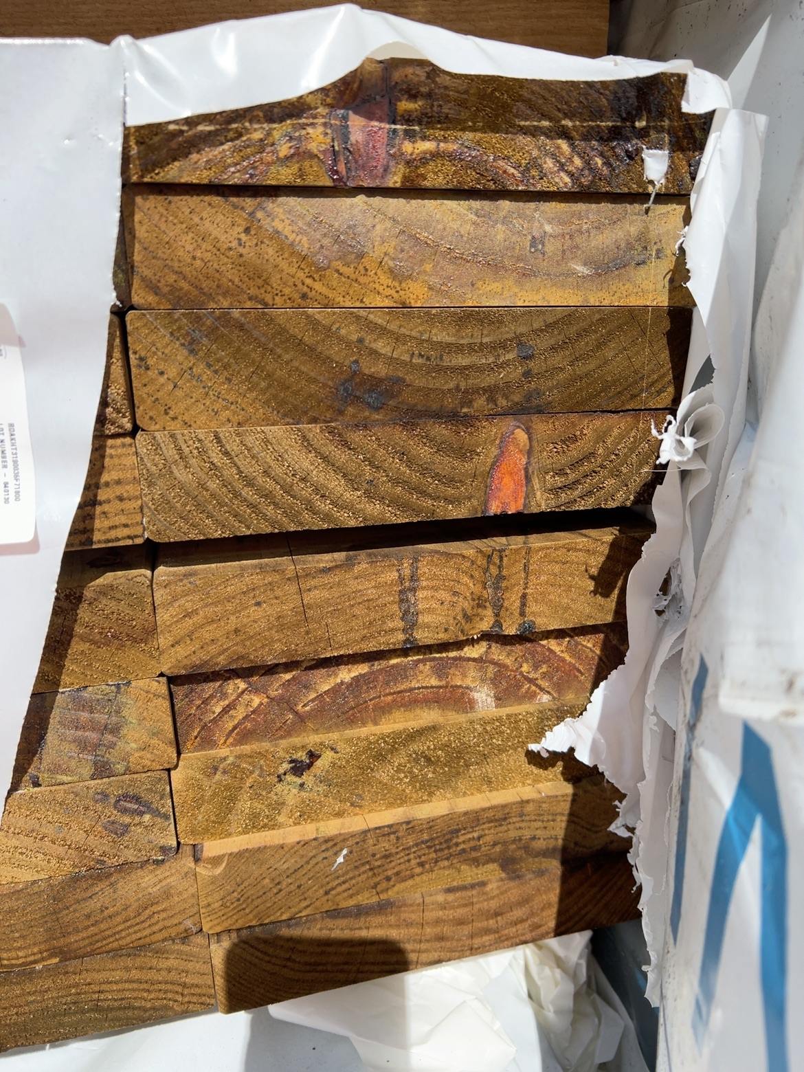 190X35 TAN E H3 F7 DAR TREATED PINE- 36/1.8 190X35 TAN E H3 F7 DAR TREATED PINE- 36/1.8