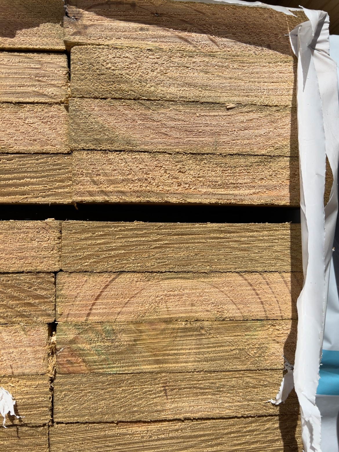 190X35 TAN E H3 F7 DAR TREATED PINE- 36/1.8 190X35 TAN E H3 F7 DAR TREATED PINE- 36/1.8