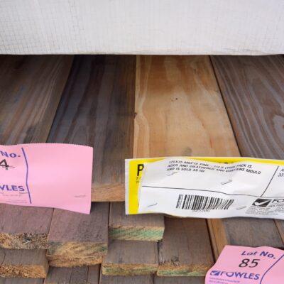 120X35 MGP10 PINE-7/4.8 (THIS PACK IS AGED AND WEATHERED AND CONTAINS MOULD AND IS SOLD AS IS)