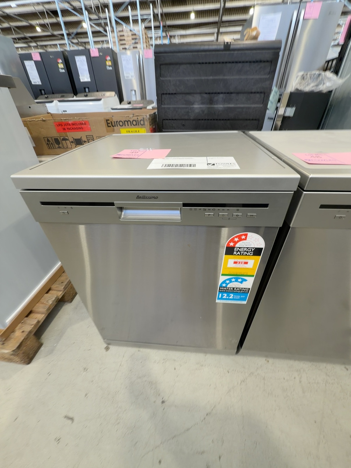 EX DISPLAY TECHNIKA DISHWASHER TBD4SS-7 WITH 3 MONTH WARRANTY EX DISPLAY TECHNIKA DISHWASHER TBD4SS-7 WITH 3 MONTH WARRANTY