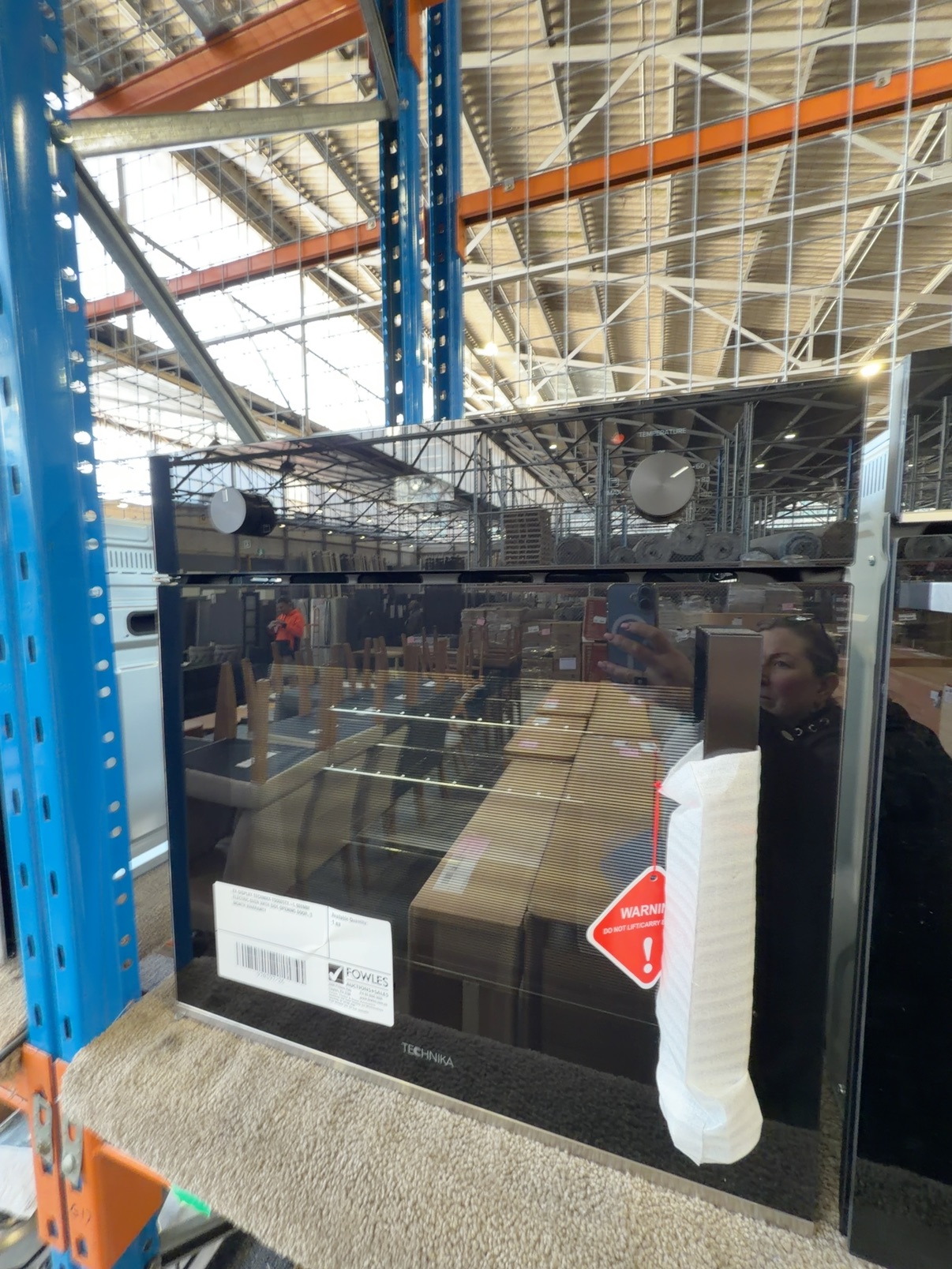 EX DISPLAY TECHNIKA TSO605TX-L 600MM ELECTRIC OVEN WITH SIDE OPENING DOOR, 3 MONTH WARRANTY EX DISPLAY TECHNIKA TSO605TX-L 600MM ELECTRIC OVEN WITH SIDE OPENING DOOR, 3 MONTH WARRANTY
