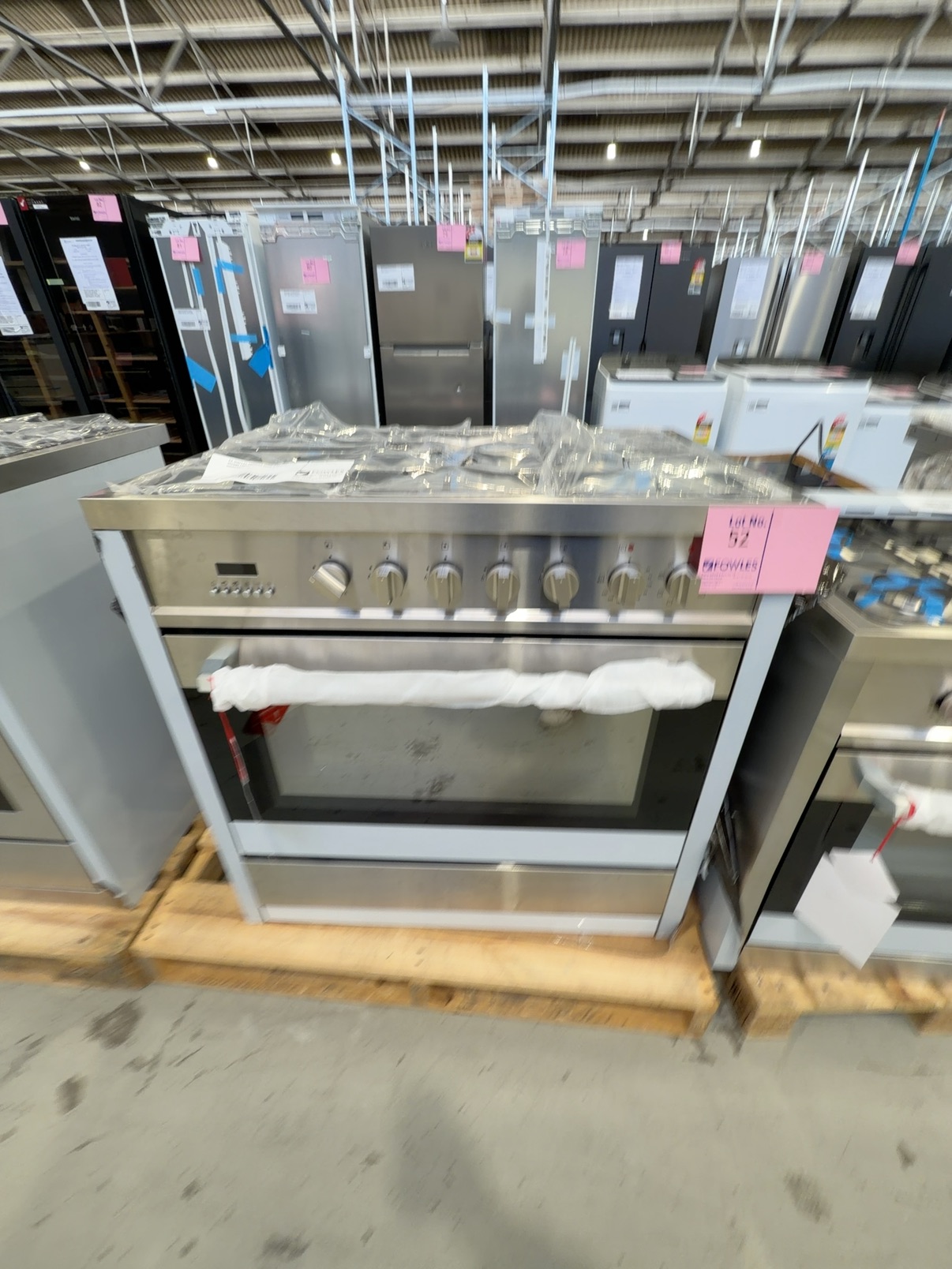 EX DISPLAY TECHNIKA TU950TME8 DUAL FUEL 900MM FREESTANDING OVEN, 3 MONTH WARRANTY EX DISPLAY TECHNIKA TU950TME8 DUAL FUEL 900MM FREESTANDING OVEN, 3 MONTH WARRANTY