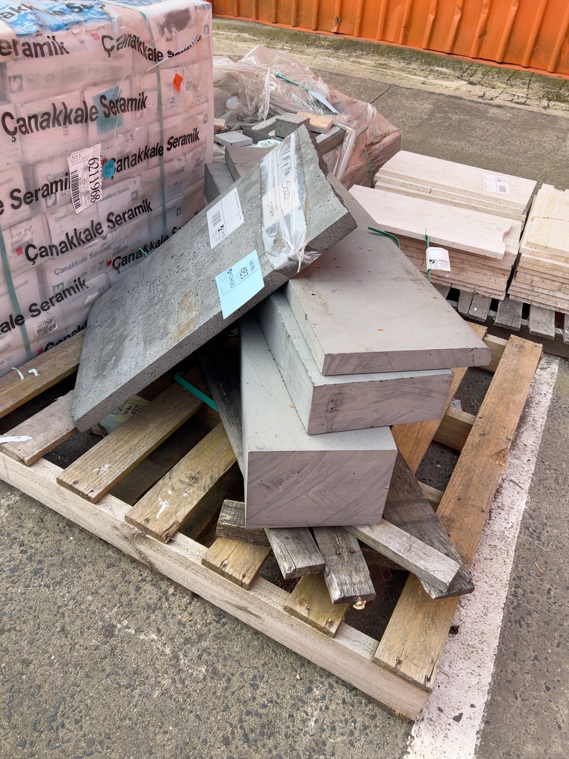 SMALL PALLET OF ASST BLUE STONE BLOCKS SMALL PALLET OF ASST BLUE STONE BLOCKS