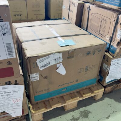 KELVINATOR KWH52CRF 5.2KW COOLING ONLY BOX AIR CONDITIONER, 4 FAN SETTINGS, 24 HOUR TIMER, DUST FILTER, RRP$1049, 12 MONTH WARRANTY KELVINATOR KWH52CRF 5.2KW COOLING ONLY BOX AIR CONDITIONER, 4 FAN SETTINGS, 24 HOUR TIMER, DUST FILTER, RRP$1049, 12 MONTH WARRANTY