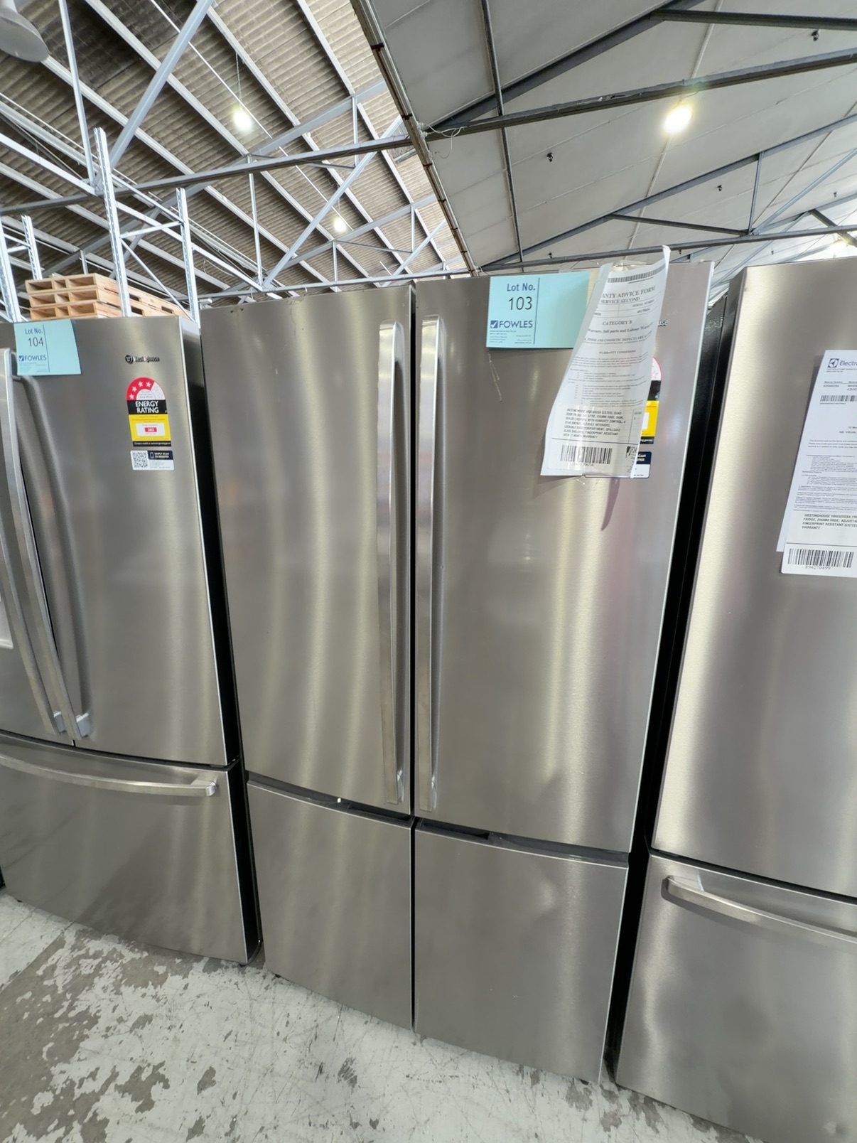 WESTINGHOUSE WQE6000SB S/STEEL QUAD DOOR FRIDGE 541 LITRE, 896MM WIDE, DUAL SEALED CRISPERS WITH HUMIDITY CONTROL, 4 STAR ENERGY, FLEXIBLE INTERIORS, LOCKABLE DOOR COMPARTMENT, SPILLSAFE GLASS SHELVING, FINGERPRINT RESISTANT WITH 12 MONTH WARRANTY WESTINGHOUSE WQE6000SB S/STEEL QUAD DOOR FRIDGE 541 LITRE, 896MM WIDE, DUAL SEALED CRISPERS WITH HUMIDITY CONTROL, 4 STAR ENERGY, FLEXIBLE INTERIORS, LOCKABLE DOOR COMPARTMENT, SPILLSAFE GLASS SHELVING, FINGERPRINT RESISTANT WITH 12 MONTH WARRANTY