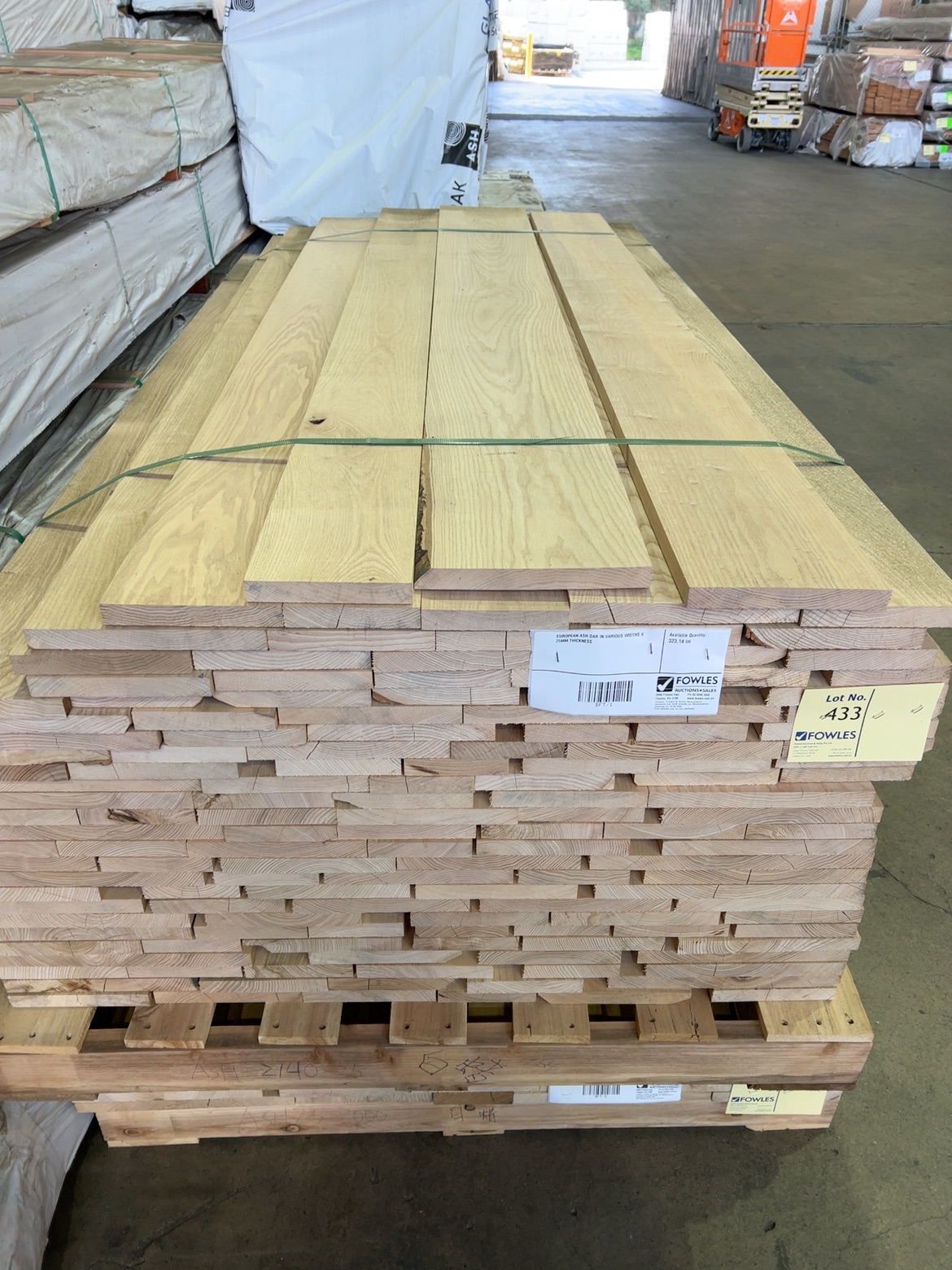 EUROPEAN ASH SELECT GRADE DAR IN VARIOUS WIDTHS X 25MM THICKNESS EUROPEAN ASH SELECT GRADE DAR IN VARIOUS WIDTHS X 25MM THICKNESS