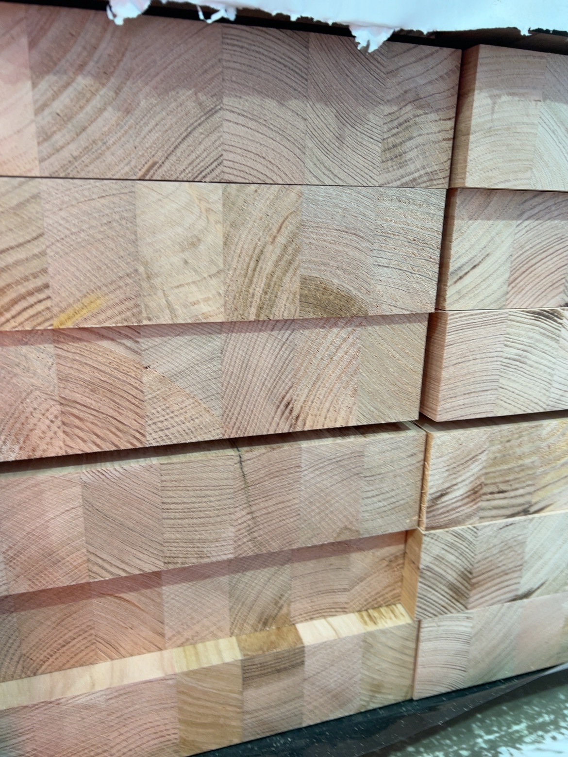 290X68 VIC ASH DAR LAM STANDARD GRADE KD HARDWOOD STAIR TREADS-27/1.2 290X68 VIC ASH DAR LAM STANDARD GRADE KD HARDWOOD STAIR TREADS-27/1.2